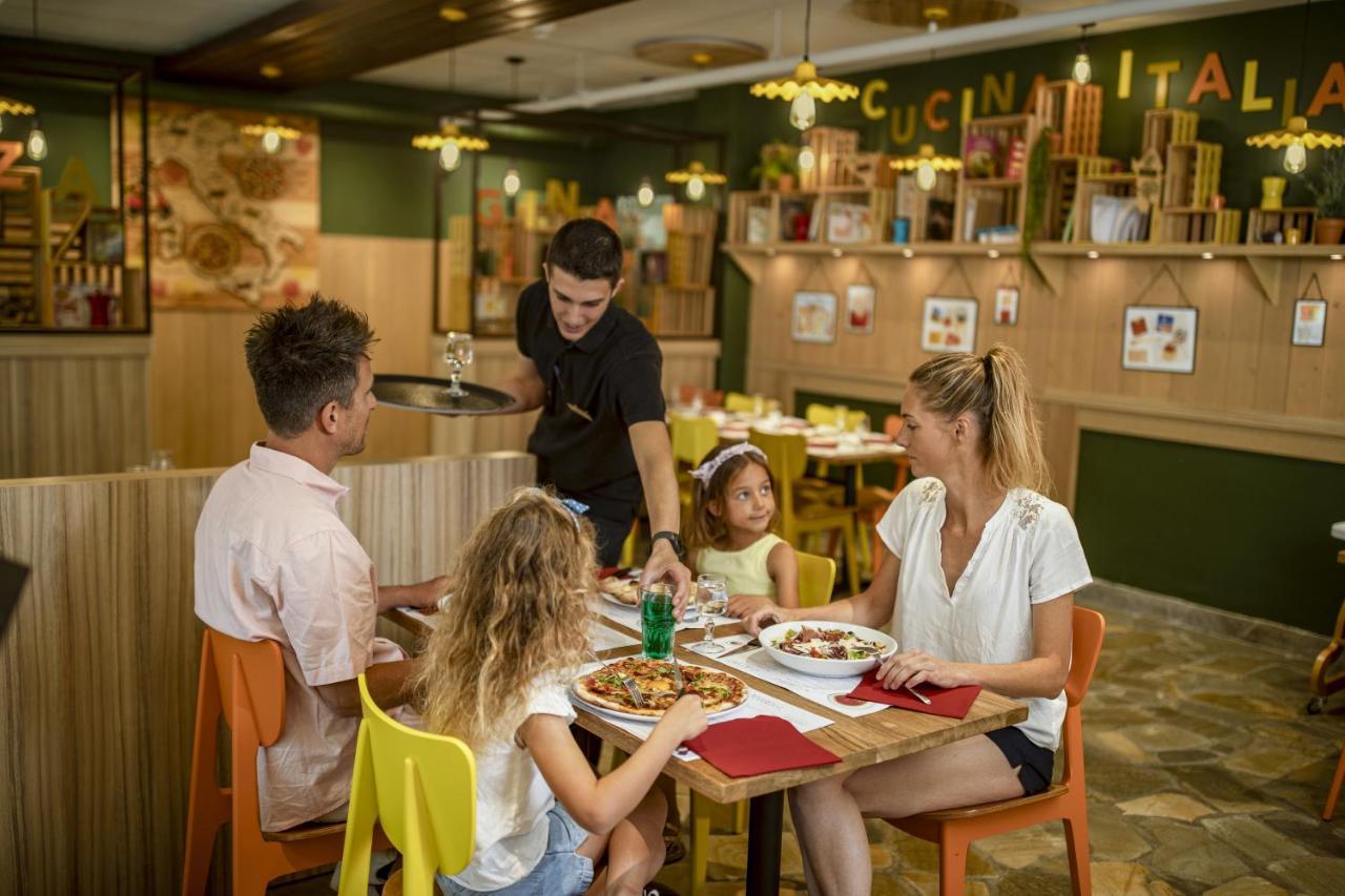 Center Parcs Les Hauts De Bruyeres Chaumont-sur-Tharonne Luaran gambar